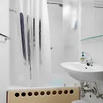 1 Bedroom Gorgeous In Apartment